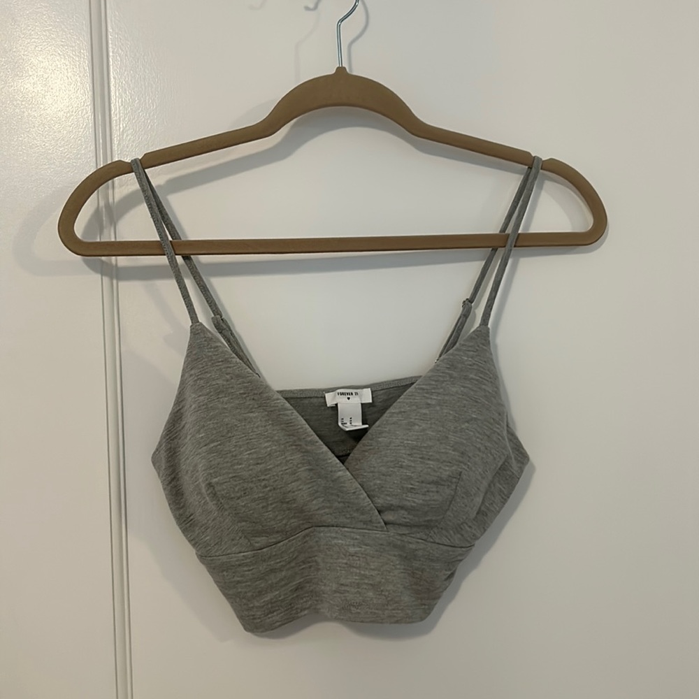 Forever 21 Gray Bralette Crop Top Size Medium